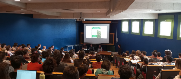 Foto del pubblico presente all'incontro "Incontro con i Professionisti Forestali"